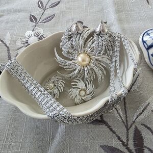 Elegant Silver Tone and Pearl Jewelry Set Bundle